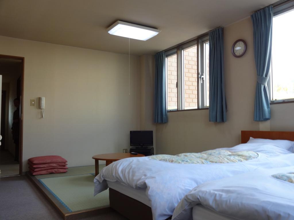Oomukou Ryokan هاكوبا الغرفة الصورة