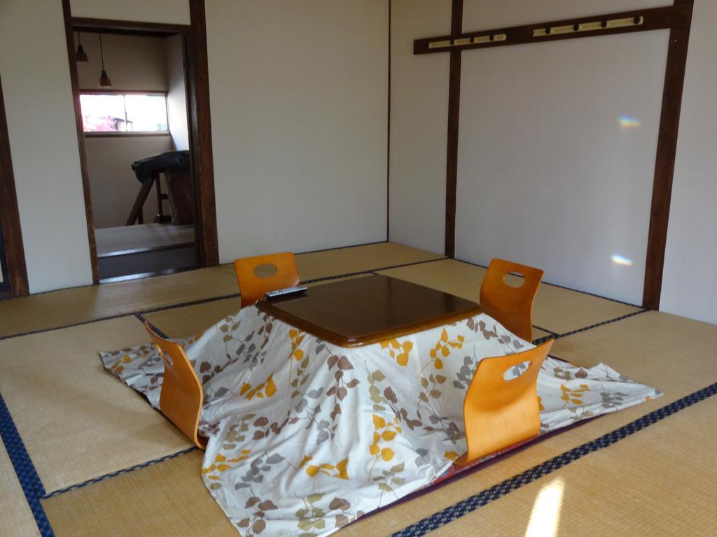 Oomukou Ryokan هاكوبا الغرفة الصورة